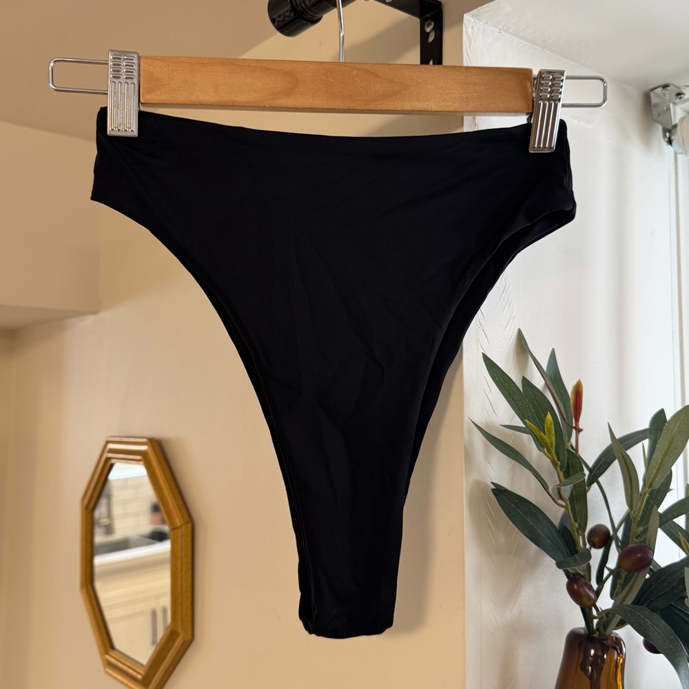 437 high waist Bikini Bottom